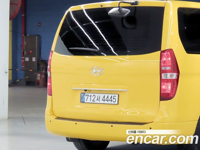 Hyundai Starex 2021 — photo 16