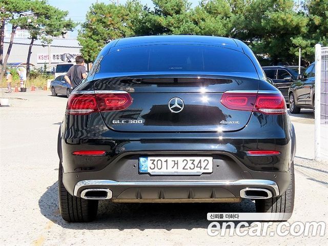 Mercedes-Benz GLC-Class 2021 — photo 4