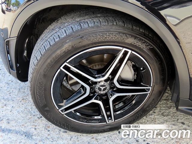 Mercedes-Benz GLC-Class 2021 — photo 6