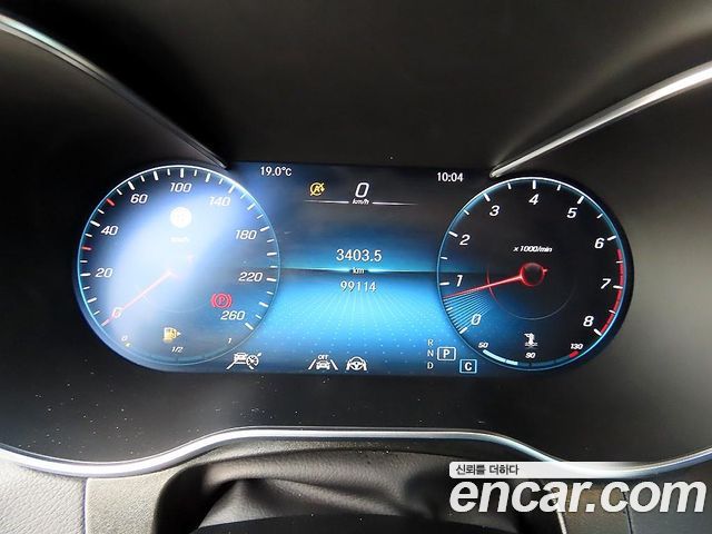 Mercedes-Benz GLC-Class 2021 — photo 11