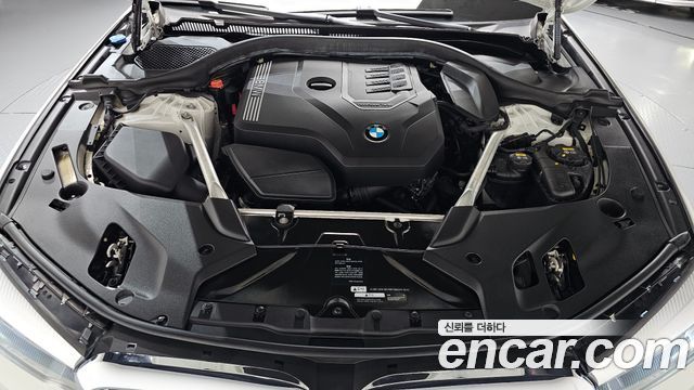 BMW 5-Series 2020 — photo 6