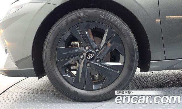 Hyundai AVANTE 2023 — photo 5