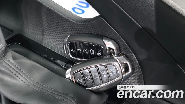 Hyundai AVANTE 2023 — photo 22
