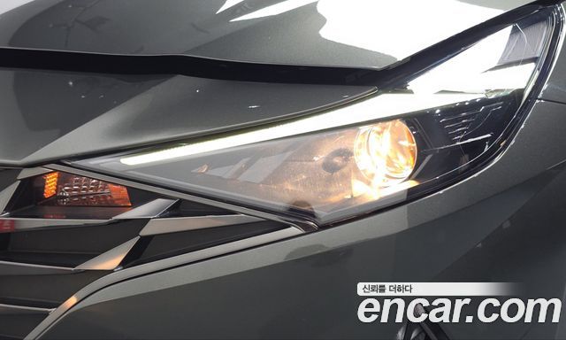 Hyundai AVANTE 2023 — photo 8
