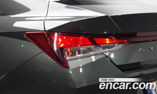 Hyundai AVANTE 2023 — photo 9