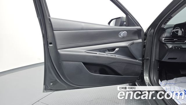 Hyundai AVANTE 2023 — photo 14