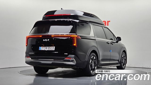Kia Canival 2025 — photo 2