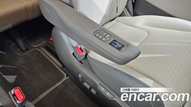Kia Canival 2025 — photo 16