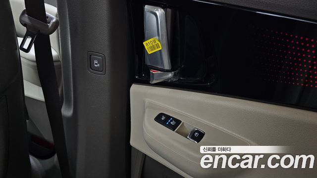 Kia Canival 2025 — photo 17