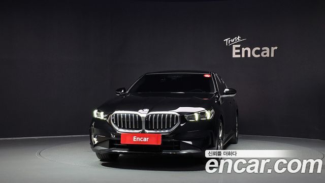BMW 5-Series 2024 — photo 3