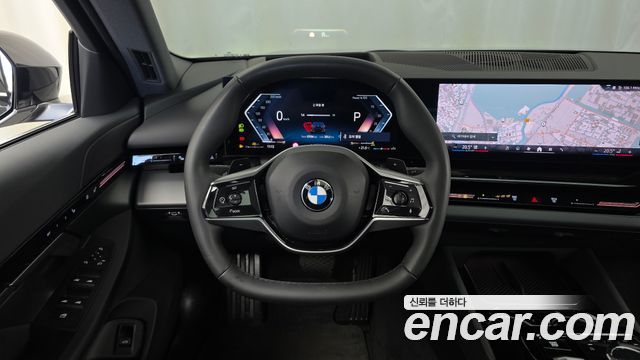 BMW 5-Series 2024 — photo 19