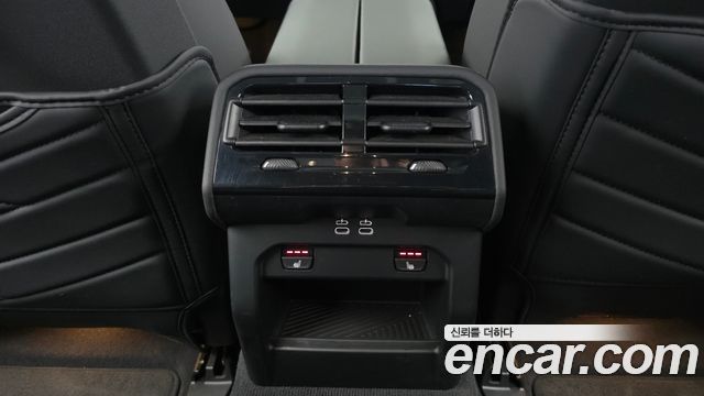 BMW 5-Series 2024 — photo 25