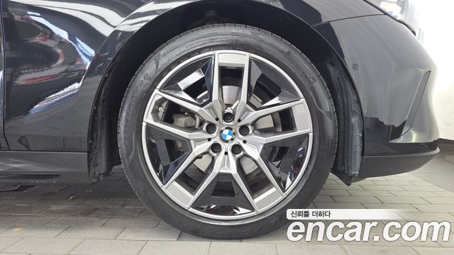 BMW 5-Series 2024 — photo 7