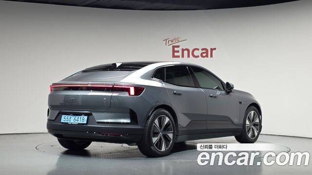 Polestar Polestar 4 2026 — photo 2