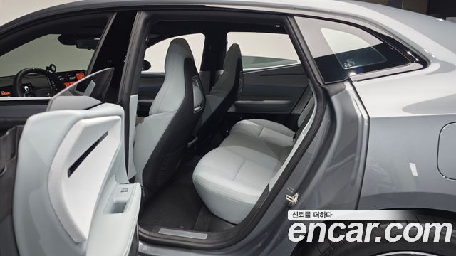 Polestar Polestar 4 2026 — photo 17