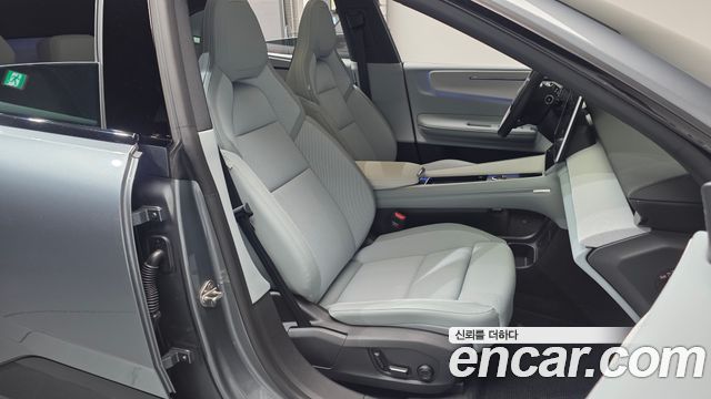 Polestar Polestar 4 2026 — photo 16