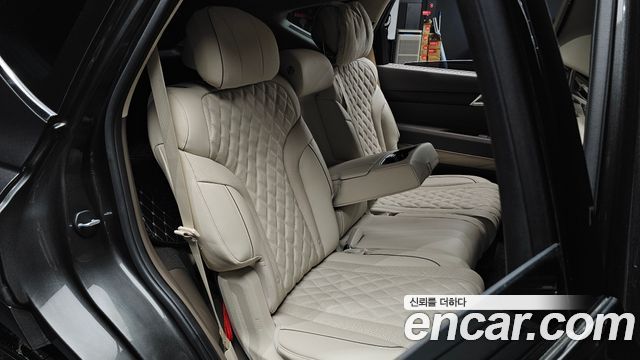 Genesis GV80 2023 — photo 16