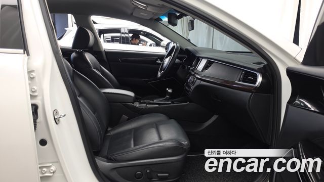 Kia K7 2018 — photo 17