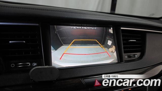 Kia K7 2018 — photo 21