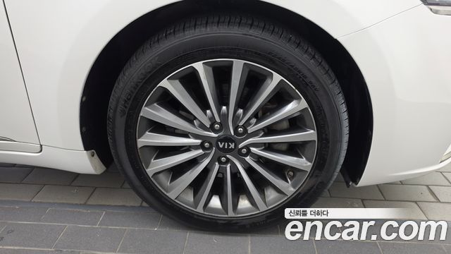 Kia K7 2018 — photo 7