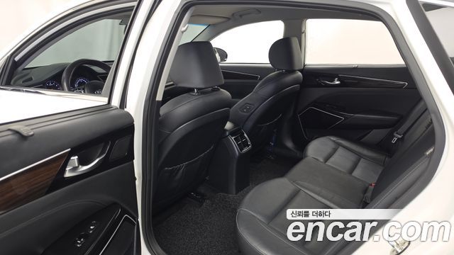 Kia K7 2018 — photo 16