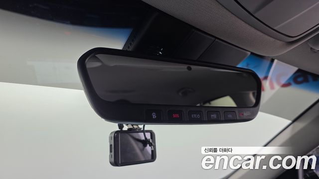 Genesis G80 2017 — photo 18
