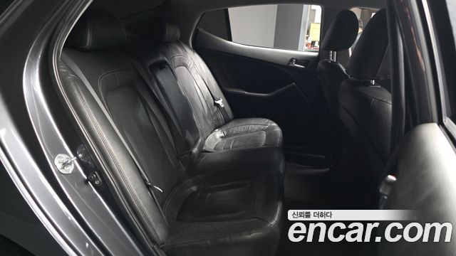 Kia K5 2013 — photo 18