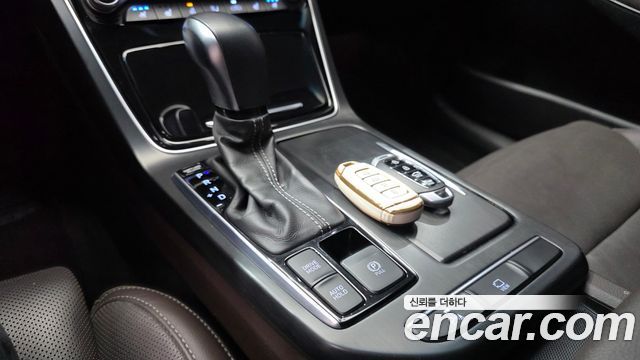 Hyundai Grandeur 2018 — photo 12