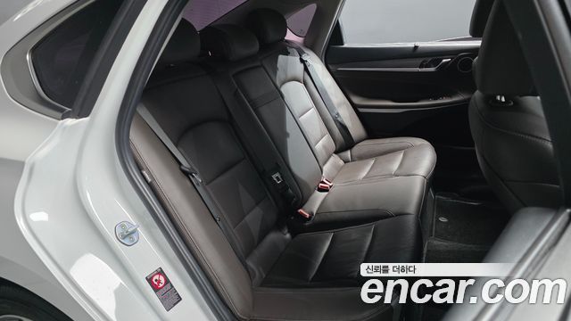 Hyundai Grandeur 2018 — photo 17