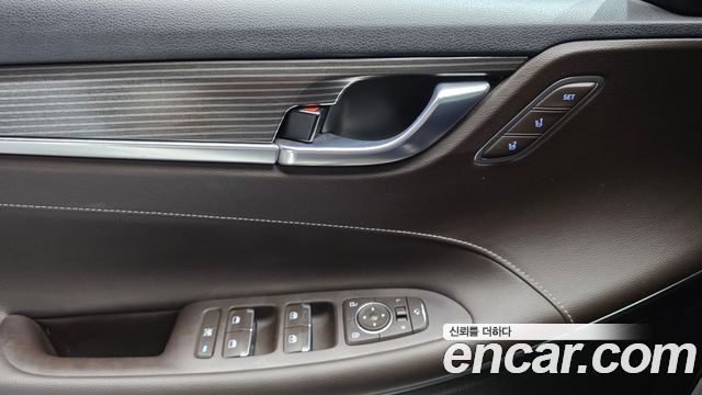 Hyundai Grandeur 2018 — photo 24