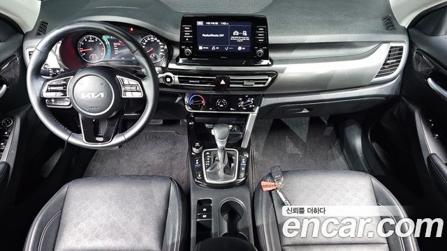 Kia Seltos 2023 — photo 10
