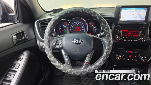 Kia K5 2013 — photo 18
