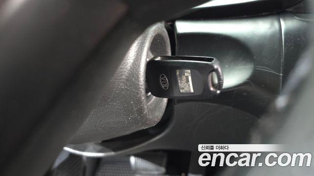 Kia K5 2013 — photo 23