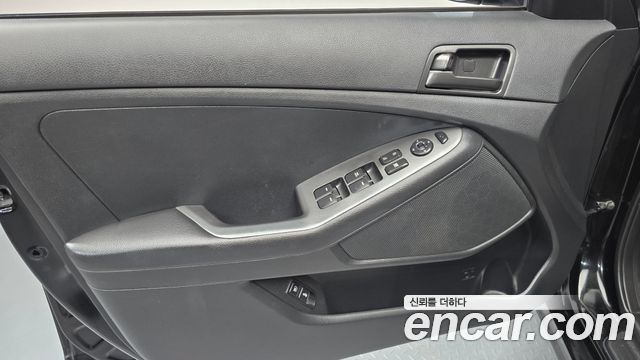 Kia K5 2013 — photo 14