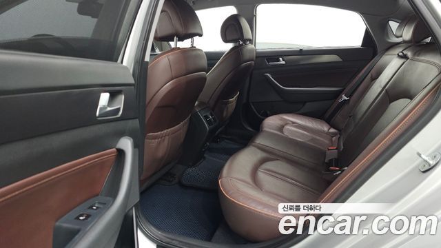 Hyundai Sonata 2017 — photo 17