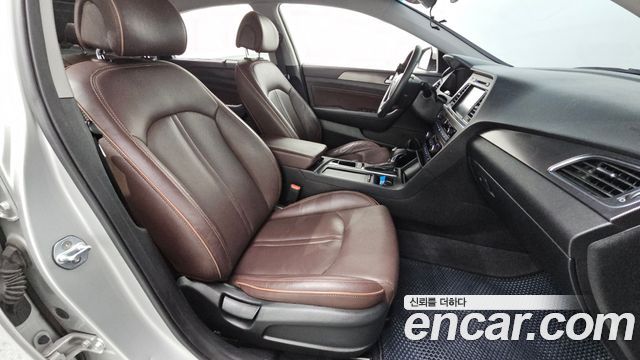 Hyundai Sonata 2017 — photo 16