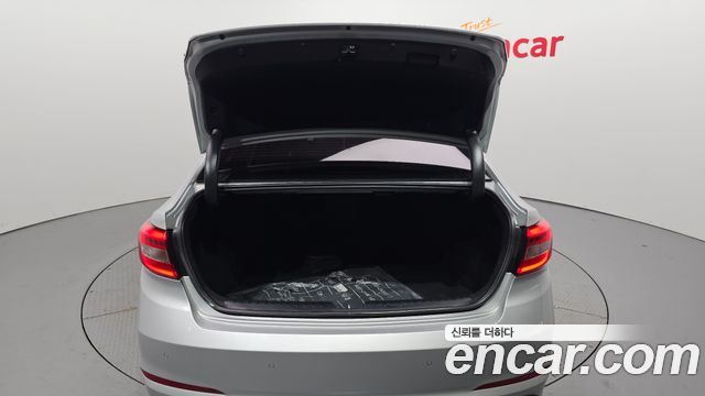 Hyundai Sonata 2017 — photo 35