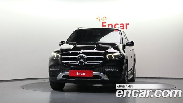 Mercedes-Benz GLE-Class 2020 — photo 3