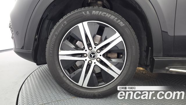 Mercedes-Benz GLE-Class 2020 — photo 5