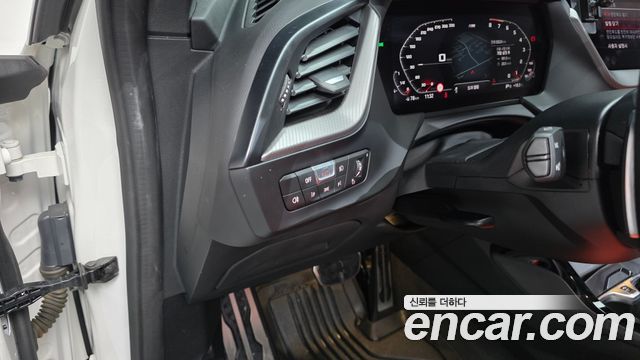 BMW 2-Series 2021 — photo 25