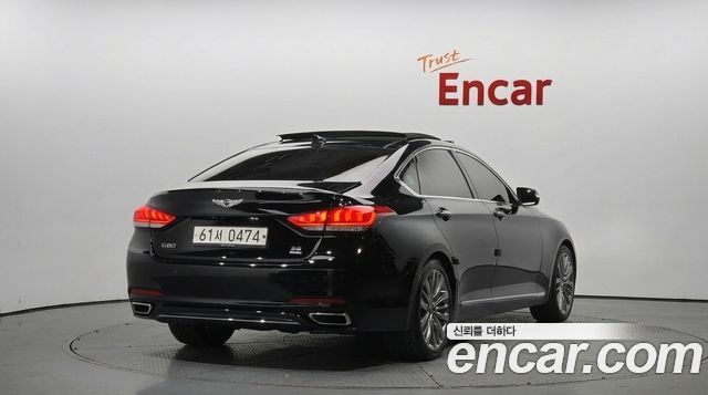Genesis G80 2017 — photo 2