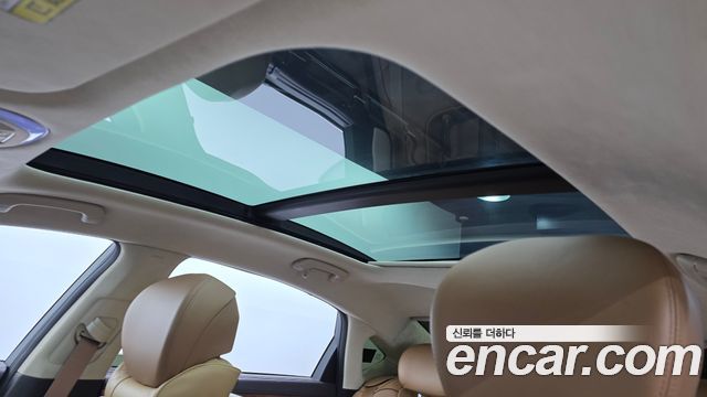 Genesis G80 2017 — photo 24