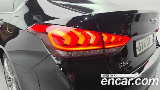Genesis G80 2017 — photo 9