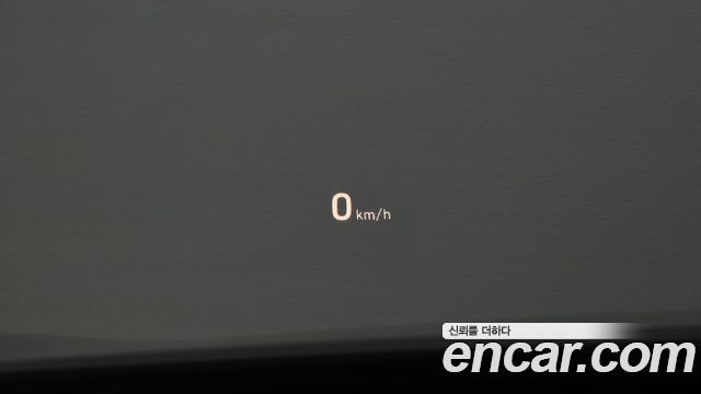 Genesis G80 2017 — photo 31