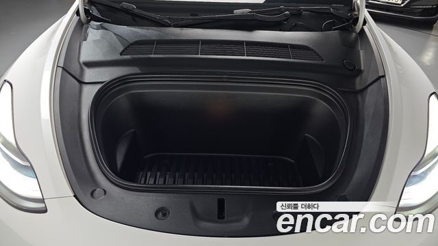 Tesla Model Y 2022 — photo 6