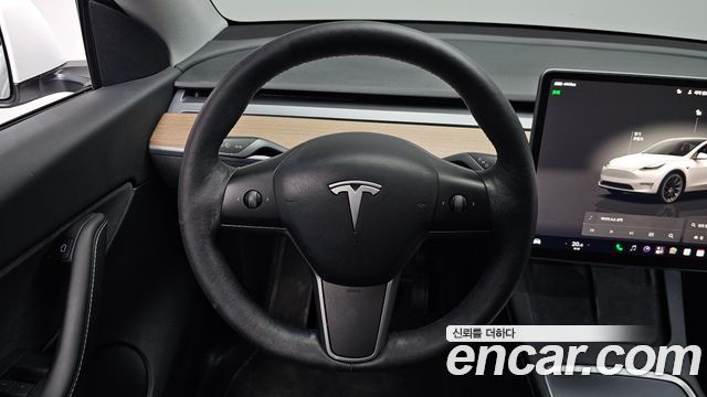 Tesla Model Y 2022 — photo 19