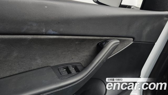 Tesla Model Y 2022 — photo 24