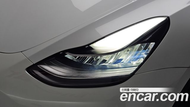 Tesla Model Y 2022 — photo 8