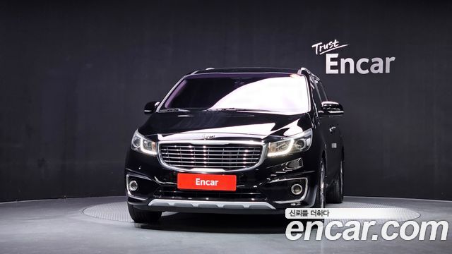 Kia Canival 2017 — photo 3