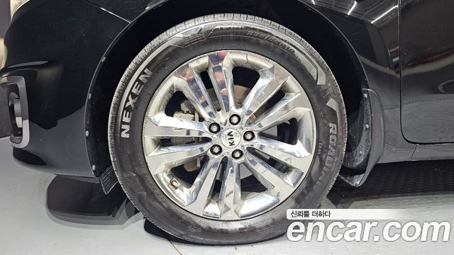 Kia Canival 2017 — photo 5